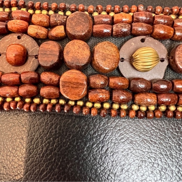 OLD NAVY Wood Bead BOHO Tie Belt. Size Small. Back is lined in Black. EUC - Picture 3 of 3